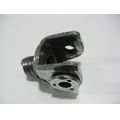 Fu�rasten-Haltearm vorne links<br>Zustand: Gebraucht mit Mangel<br><br>Verwendbar f�r: Honda VF 750 F, Typ: RC15, Modelljahr: von 01/1983 bis 12/1986
