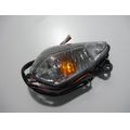 Blinker-Einsatz vorne links mit Kabelbaum<br>Zustand: Gebraucht ohne M�ngel<br><br>Verwendbar f�r: Honda VFR 1200 F, Typ: SC63, Modelljahr: von 01/2012 bis 12/2016