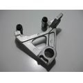 Bremsankerplatte hinten<br>Zustand: Gebraucht ohne M�ngel<br><br>Verwendbar f�r: Yamaha YZF-R6, Typ: RJ03, Modelljahr: von 01/1999 bis 12/2000