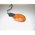 Blinker hinten rechts<br>Zustand: Gebraucht mit Mangel<br><br>Verwendbar f�r: Yamaha YZF-R1, Typ: RN09, Modelljahr: von 01/2002 bis 12/2003
