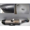 Auspuffendtopf rechts<br>Zustand: Gebraucht mit Mangel<br><br>Verwendbar f�r: Yamaha YZF-R1, Typ: RN19, Modelljahr: von 01/2007 bis 12/2008