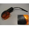 Blinker vorne rechts<br>Zustand: Gebraucht mit Mangel<br><br>Verwendbar f�r: Yamaha YZF-R1, Typ: RN19, Modelljahr: von 01/2007 bis 12/2008